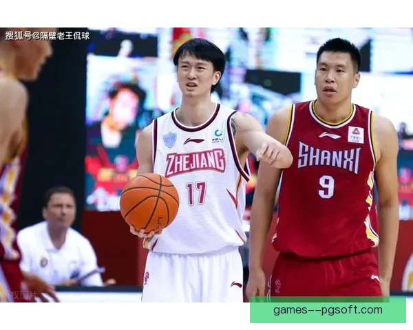 维纳尔杜姆免签加盟巴黎圣日耳曼引发球迷热议